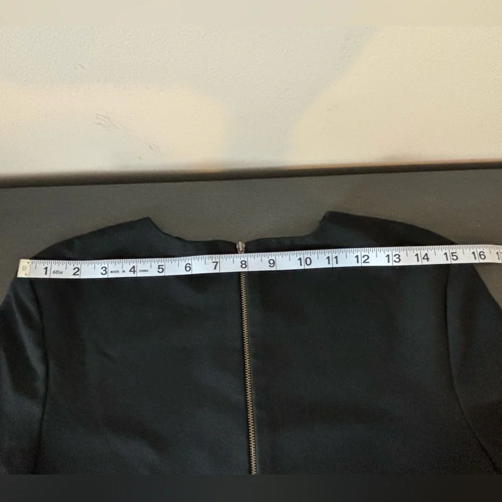 Aritzia t. babaton Blouse Sz XS Short Sleeve  Black EUC - Picture 12 of 13